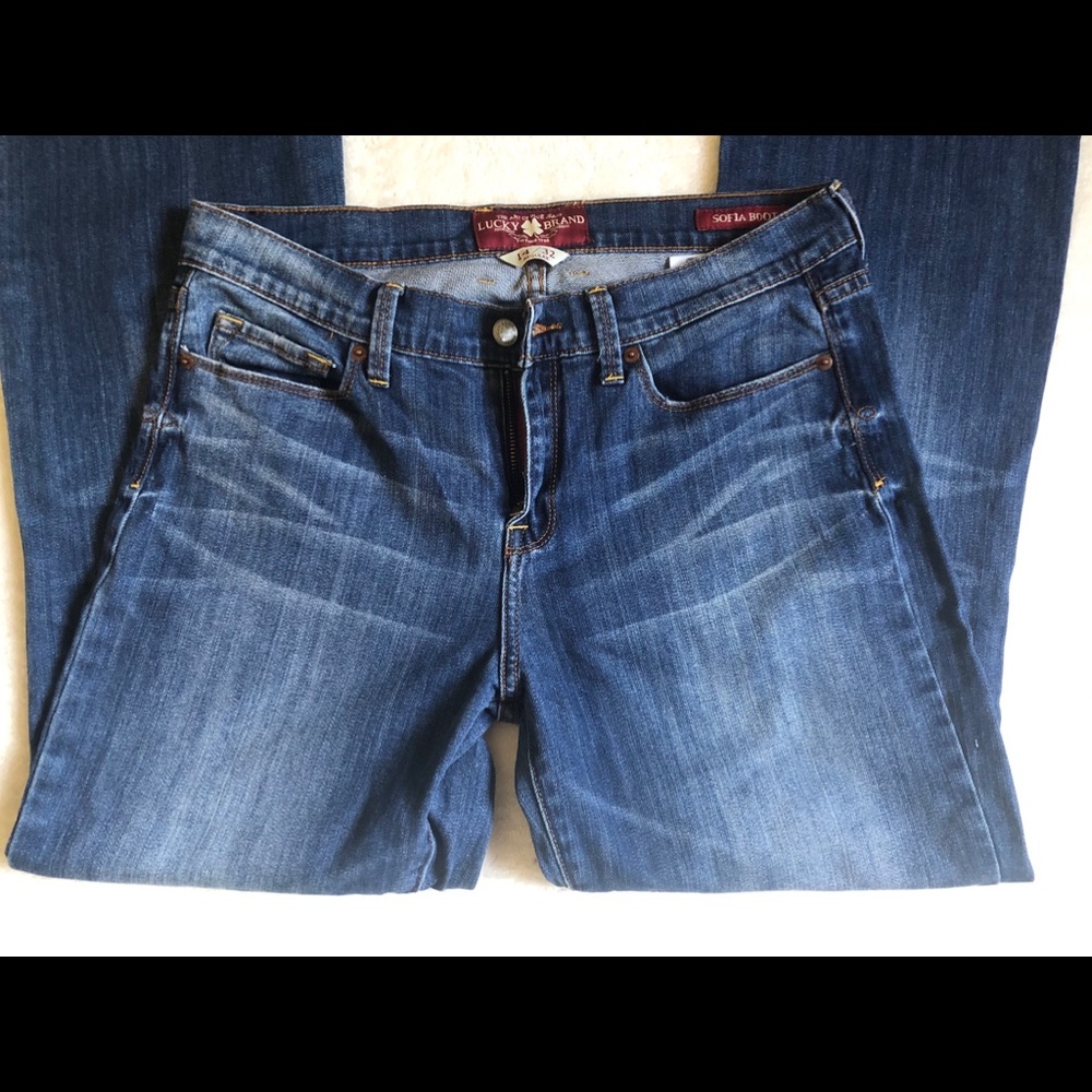 Lucky Jeans